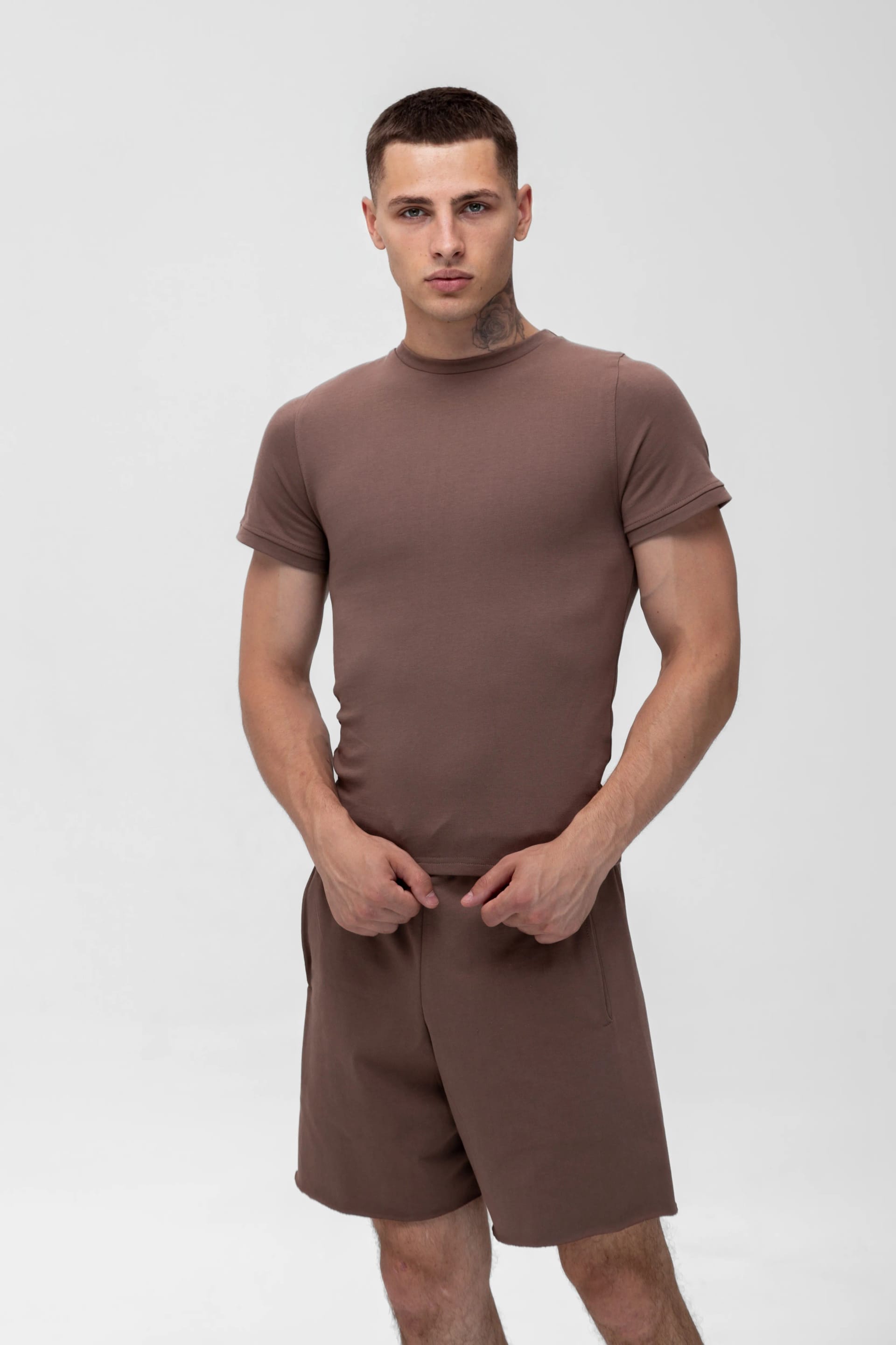 ФУТБОЛКА БАЗОВА ШОКОЛАД